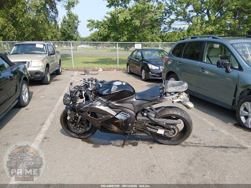 2009 HONDA CBR600 RR — фото 13