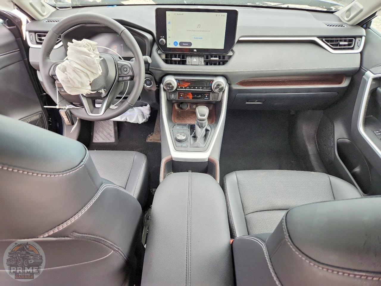2025 TOYOTA RAV4 — фото 8