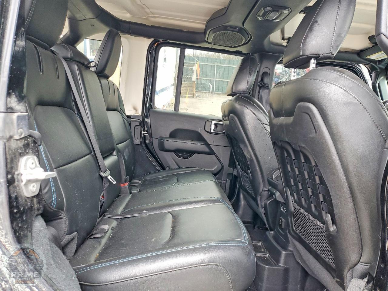 2022 JEEP WRANGLER — фото 11