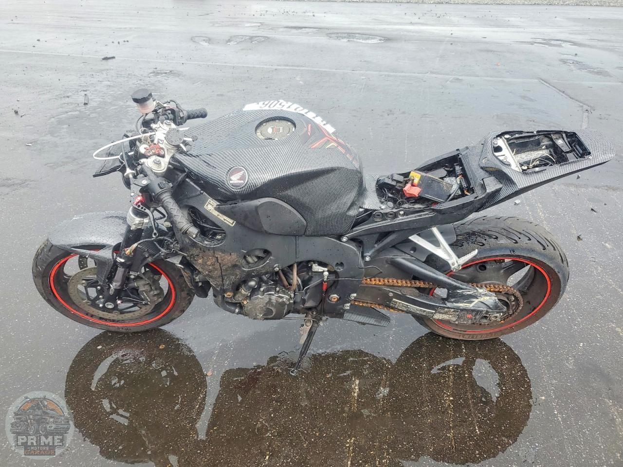 2008 HONDA CBR1000 — фото 3