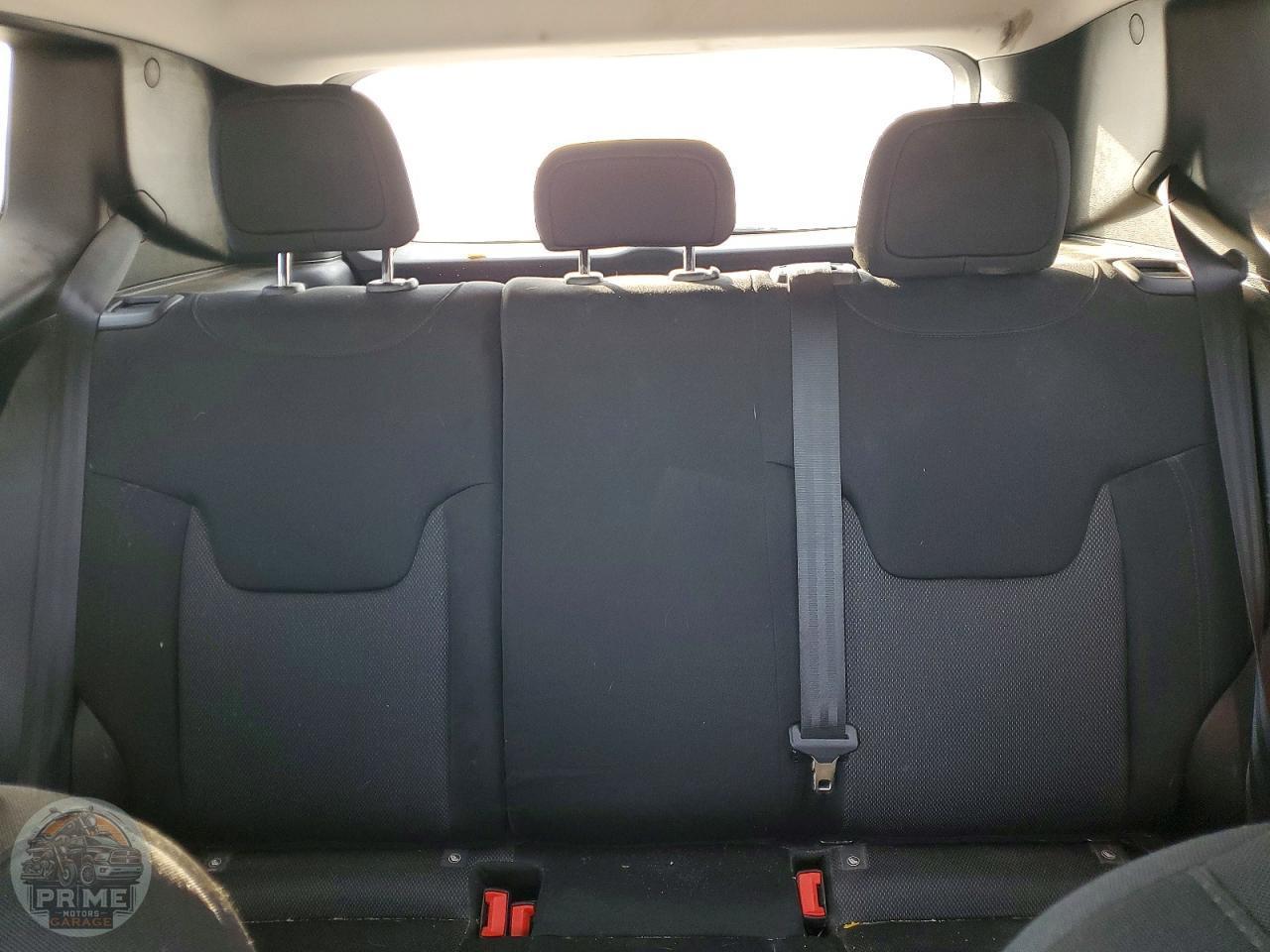 2021 JEEP RENEGADE — фото 10