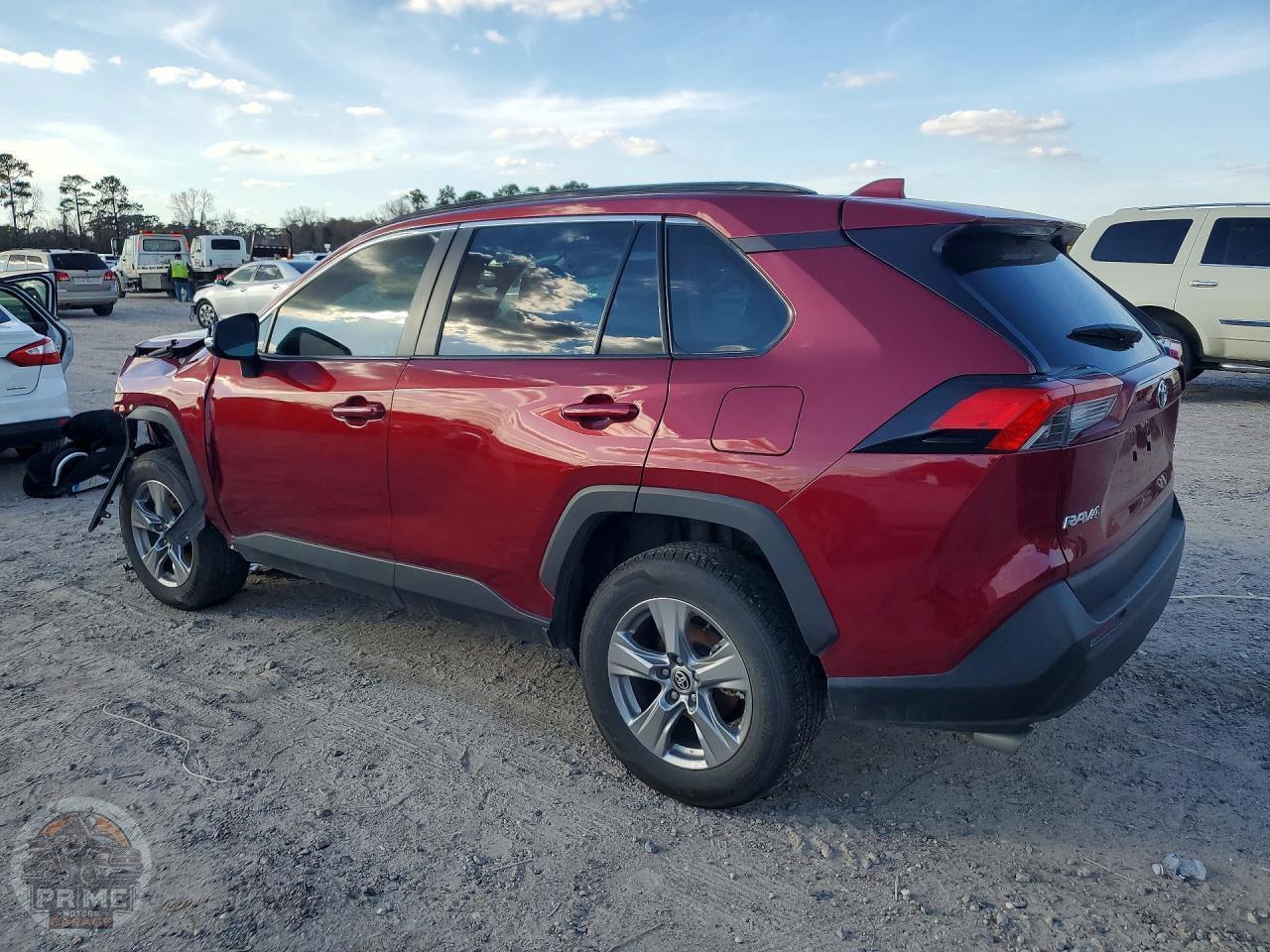 2024 TOYOTA RAV4 — фото 2