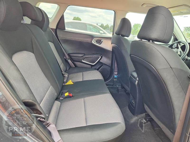 2025 KIA SOUL — фото 11