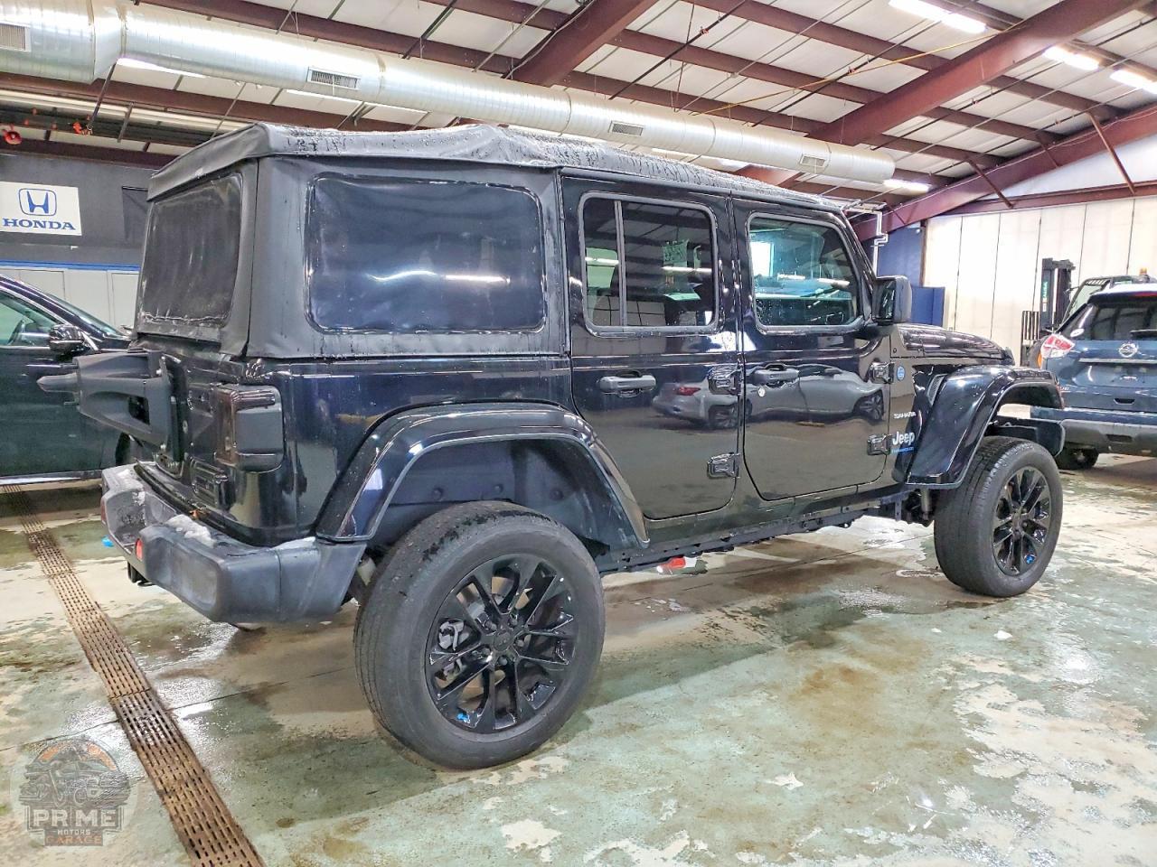 2023 JEEP WRANGLER — фото 3
