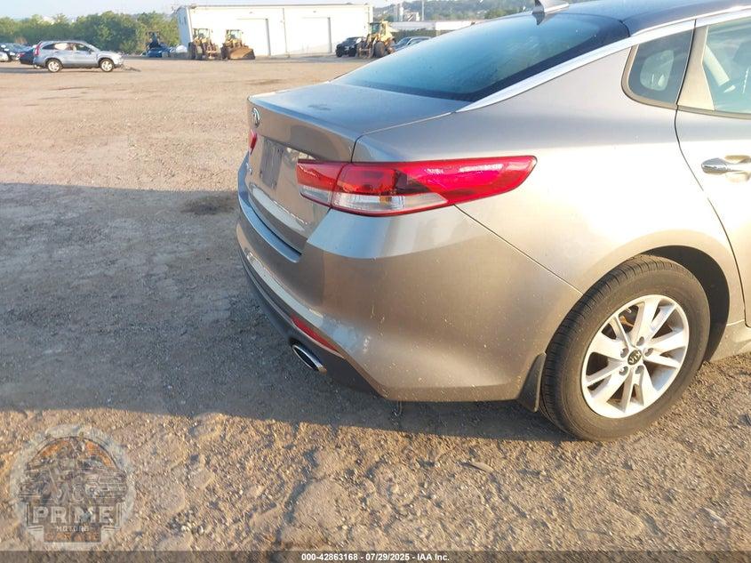 2016 KIA OPTIMA LX — фото 12