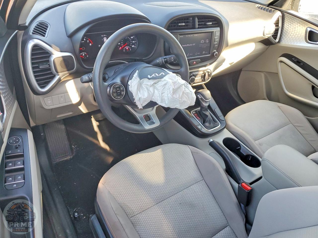2022 KIA SOUL — фото 8