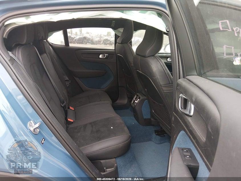 2023 VOLVO C40 RECHARGE PURE ELECTRIC TWIN ULTIMATE — фото 8
