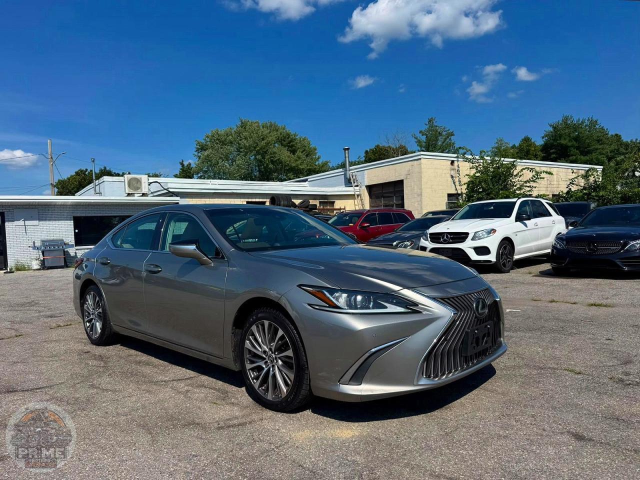 2020 LEXUS ES — фото 1