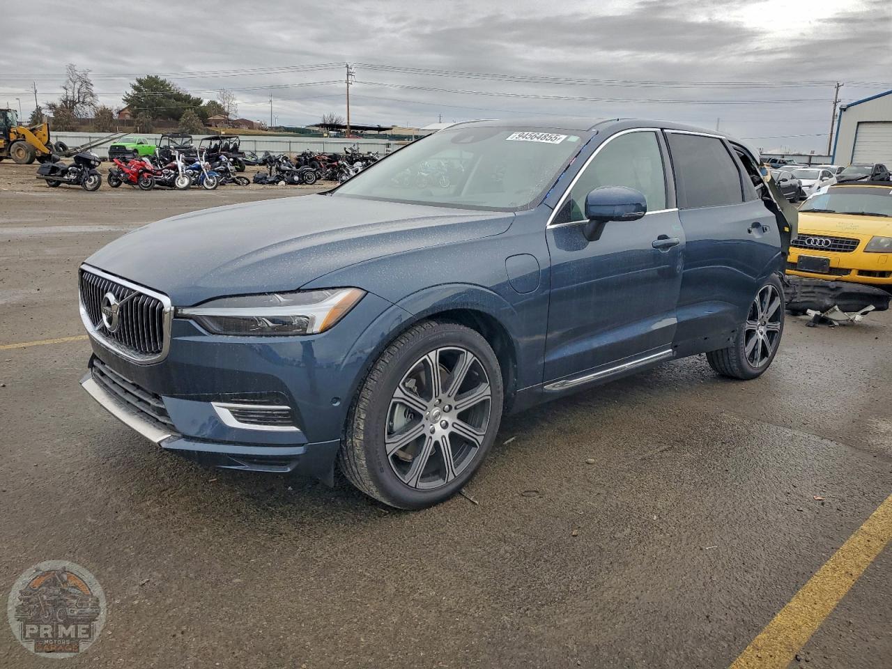 2021 VOLVO XC60 — фото 1