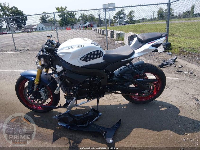 2024 SUZUKI GSX-R750 — фото 12