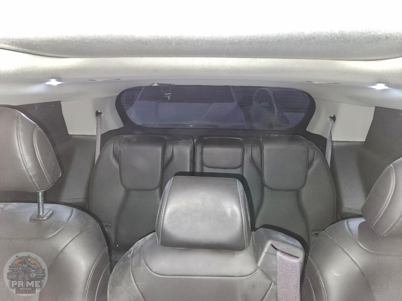 2025 KIA CARNIVAL — фото 10