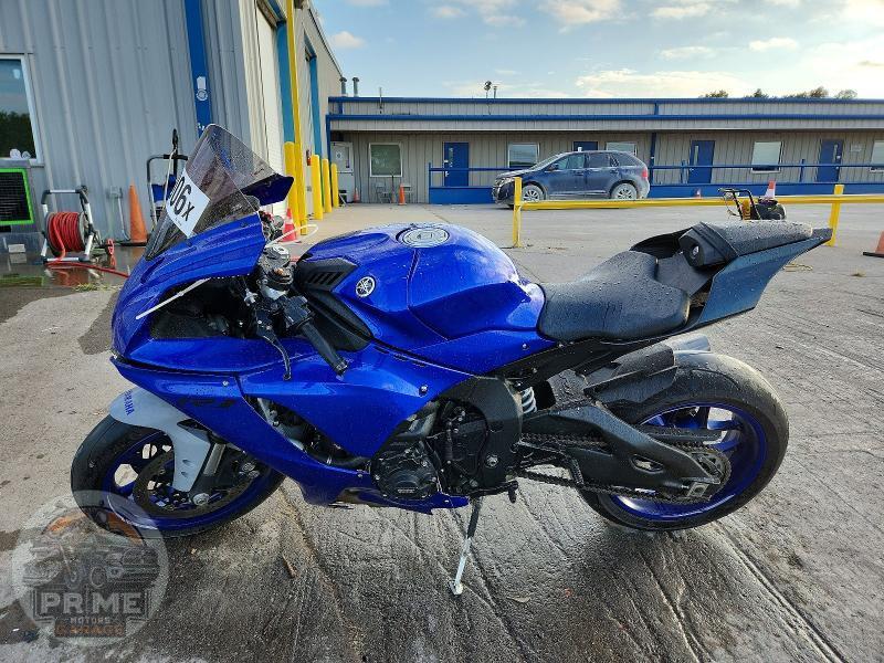 2020 YAMAHA YZFR1 — фото 3