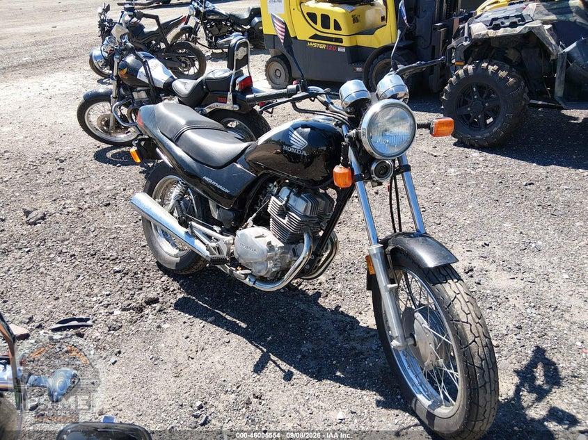 2001 HONDA CB250 — фото 1