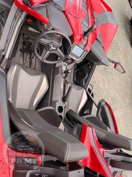 2018 POLARIS SLINGSHOT — фото 27