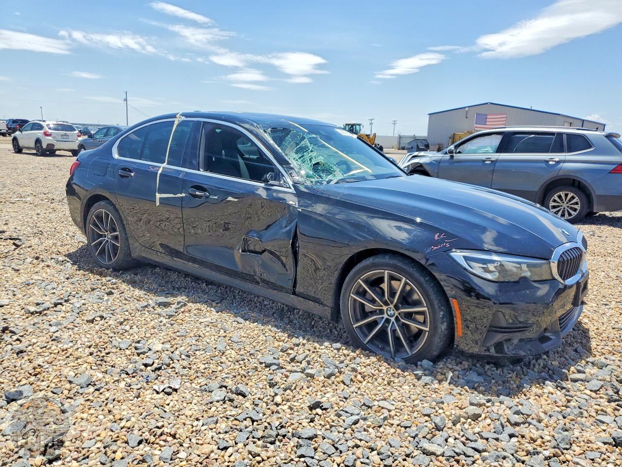 2020 BMW 3 SERIES — фото 4