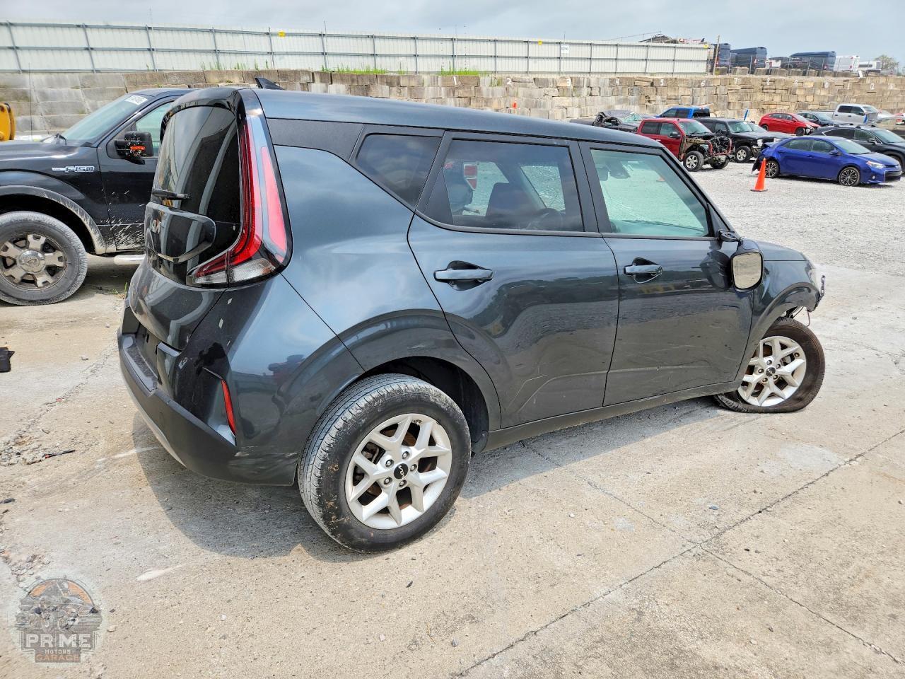 2025 KIA SOUL — фото 3