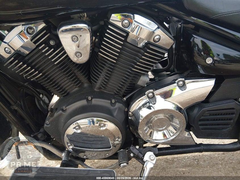 2015 YAMAHA XVS1300 CT/CTB — фото 9