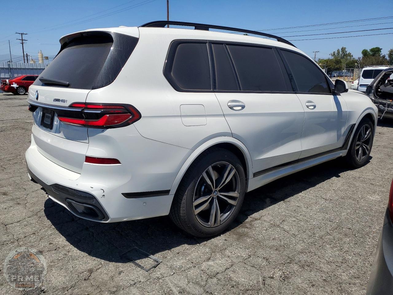 2023 BMW X7 — фото 14