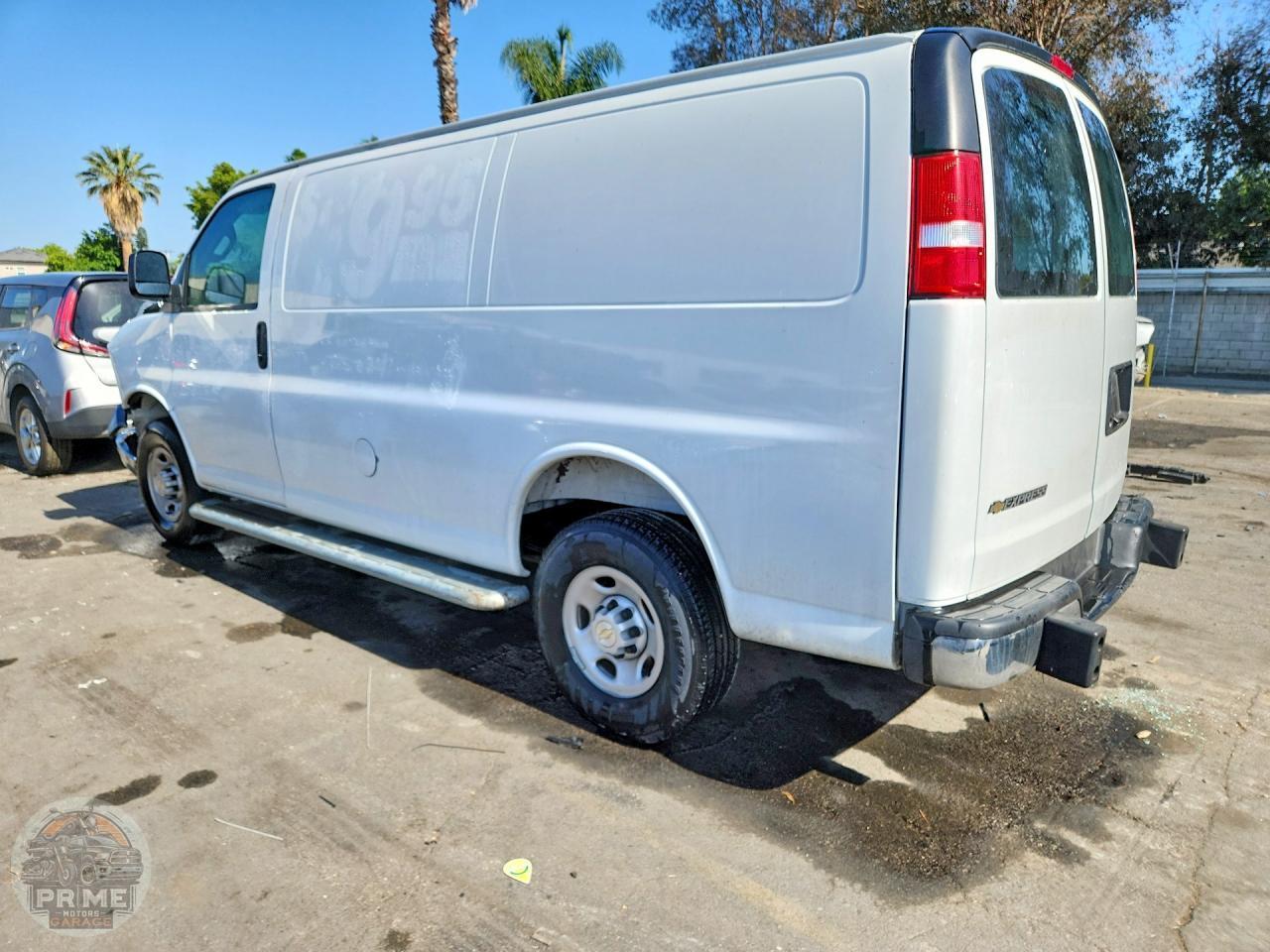 2025 CHEVROLET EXPRESS — фото 3
