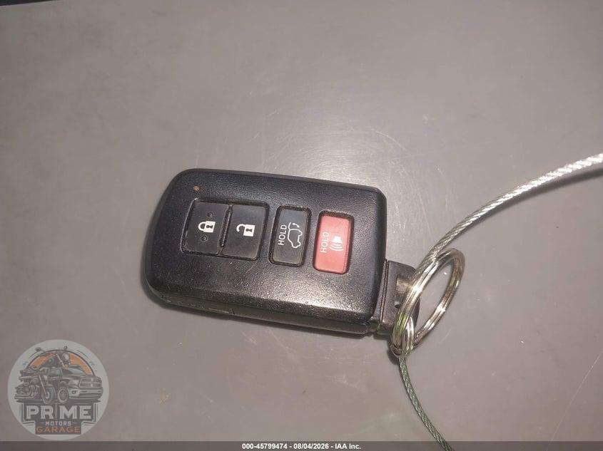 2014 TOYOTA RAV4 LIMITED — фото 11