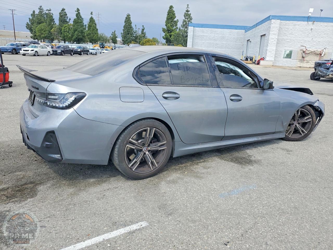 2023 BMW 3 SERIES — фото 3