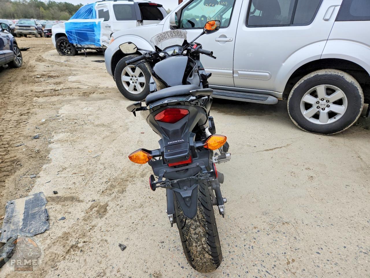 2015 HONDA CBR500 — фото 4