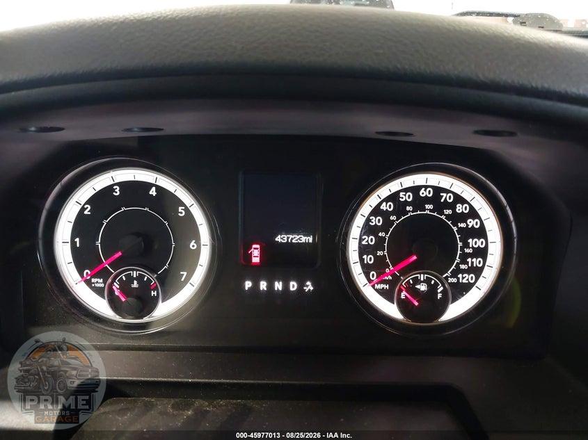 2018 RAM 3500 TRADESMAN  4X4 8' BOX — фото 7