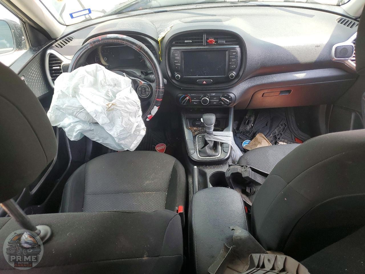 2022 KIA SOUL — фото 8