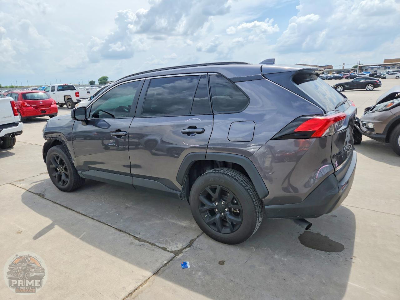 2021 TOYOTA RAV4 — фото 2