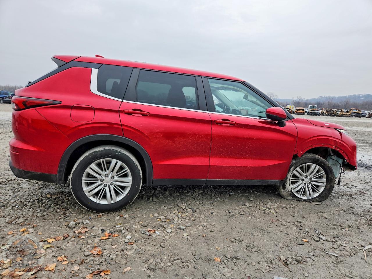 2022 MITSUBISHI OUTLANDER — фото 3