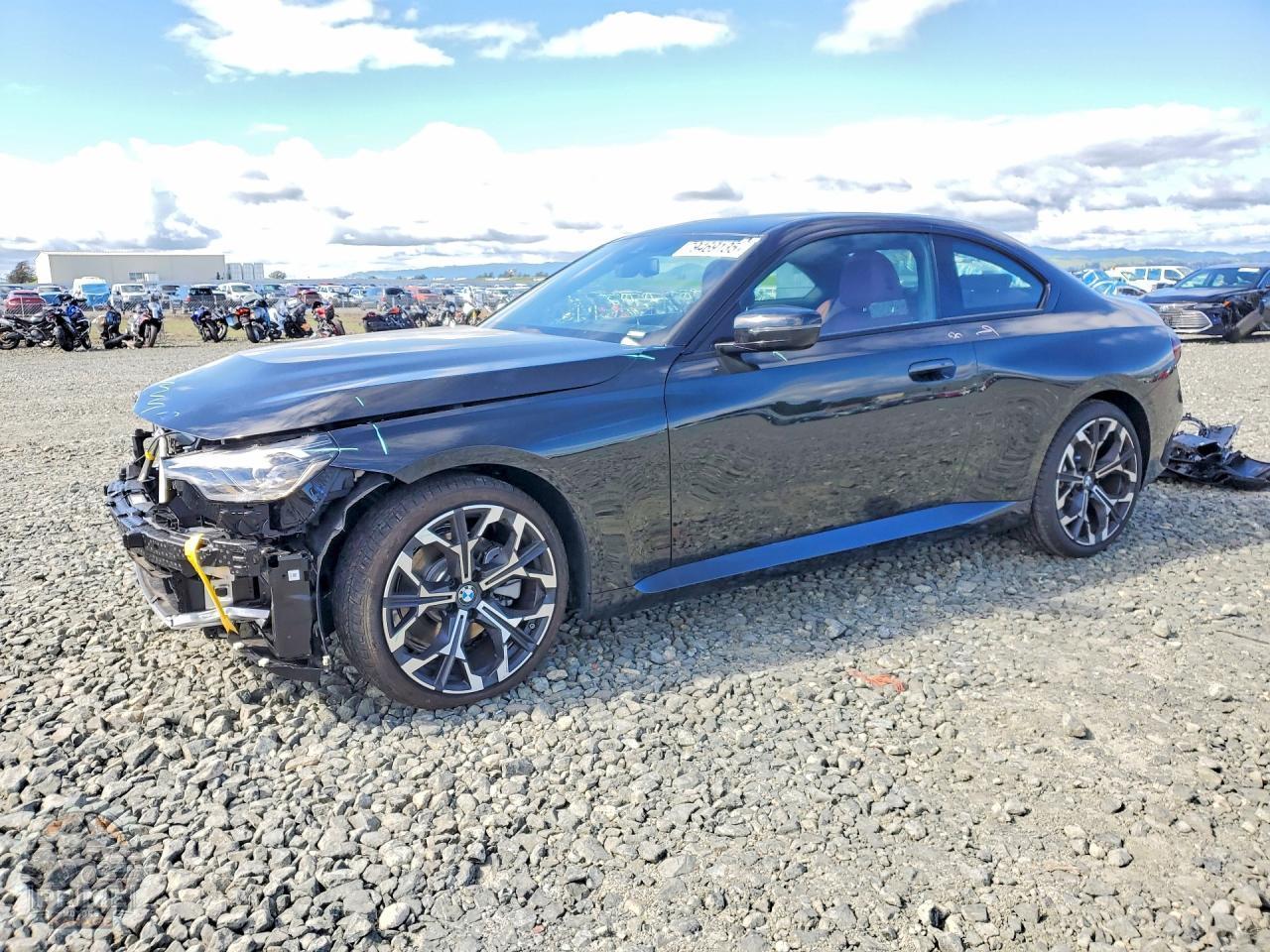 2025 BMW 235I — фото 1
