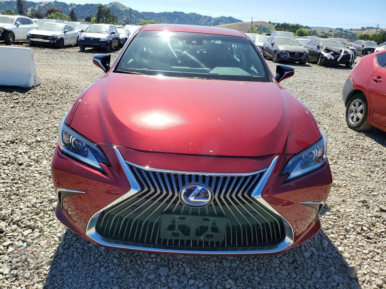 2020 LEXUS ES — фото 5
