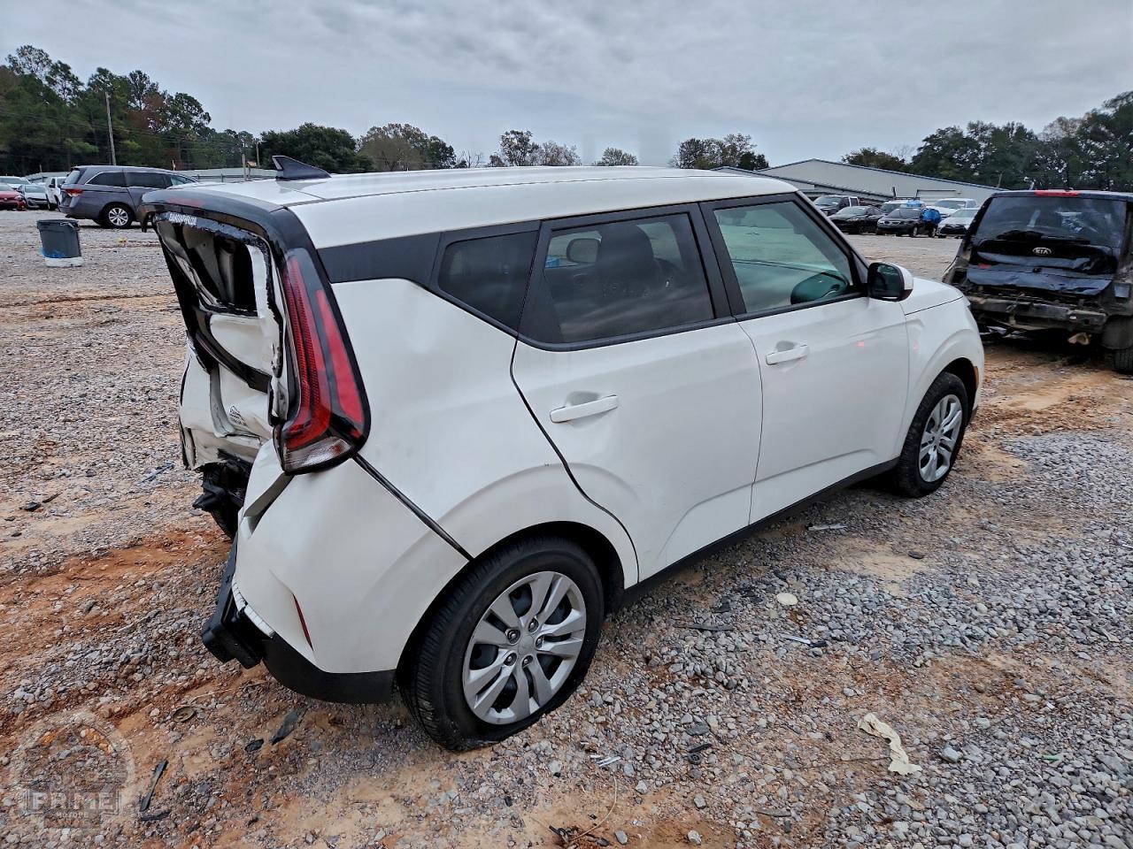 2023 KIA SOUL — фото 3