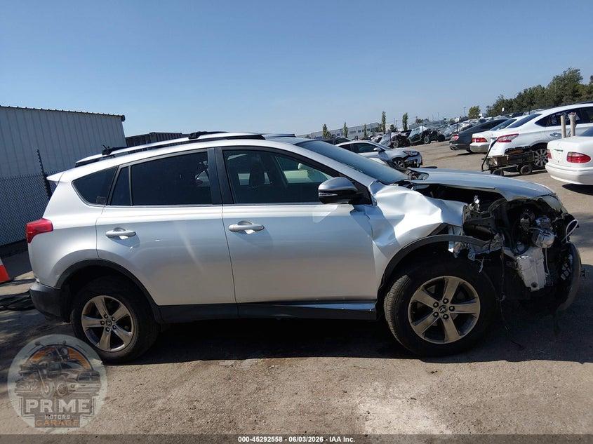 2015 TOYOTA RAV4 XLE — фото 13