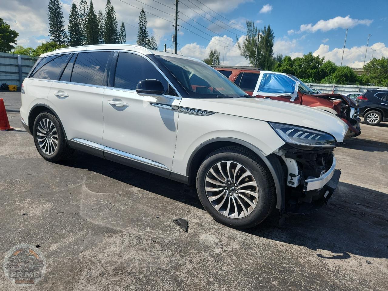 2021 LINCOLN AVIATOR — фото 4