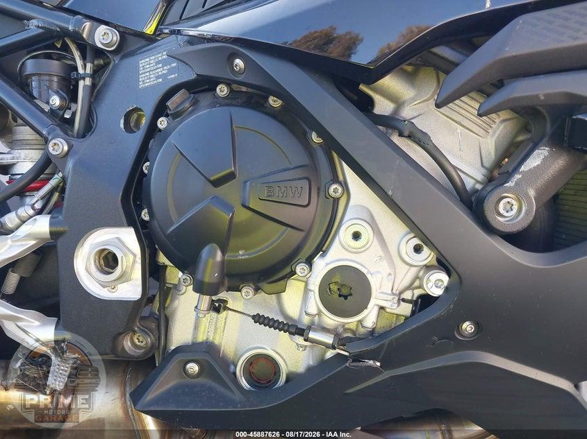 2024 BMW S 1000 RR — фото 8