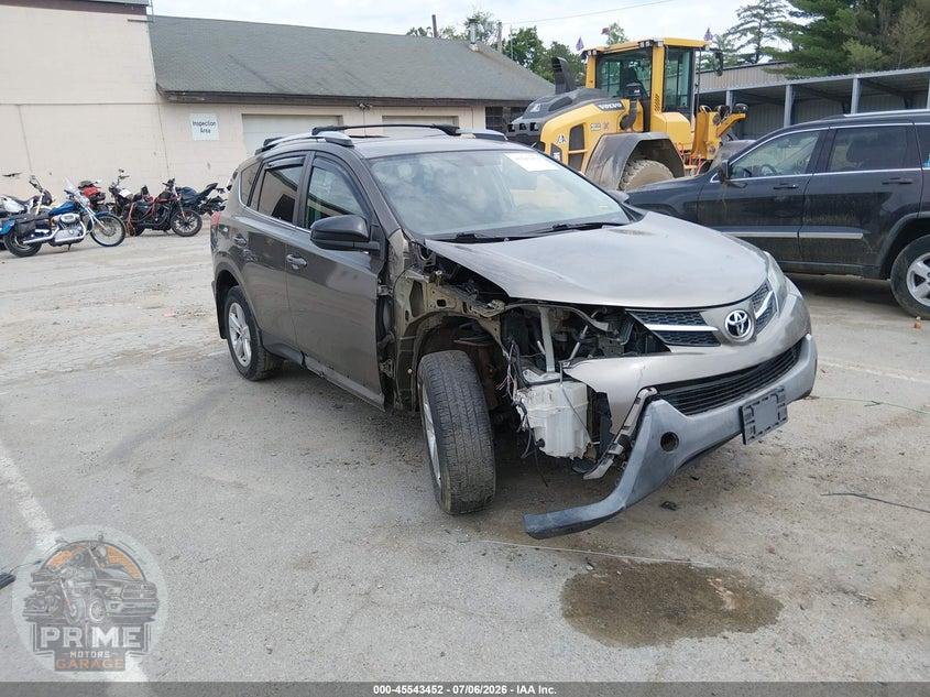 2015 TOYOTA RAV4 LE — фото 1
