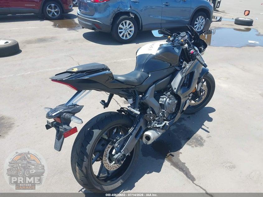 2025 YAMAHA YZFR7 — фото 4