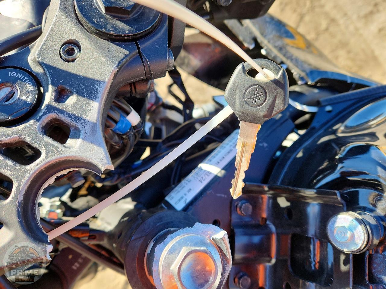2024 YAMAHA YZFR3 — фото 8