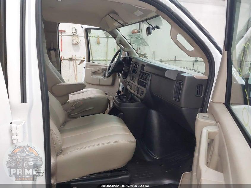 2026 CHEVROLET EXPRESS CARGO 2500 REGULAR WHEELBASE, WT, RWD — фото 5