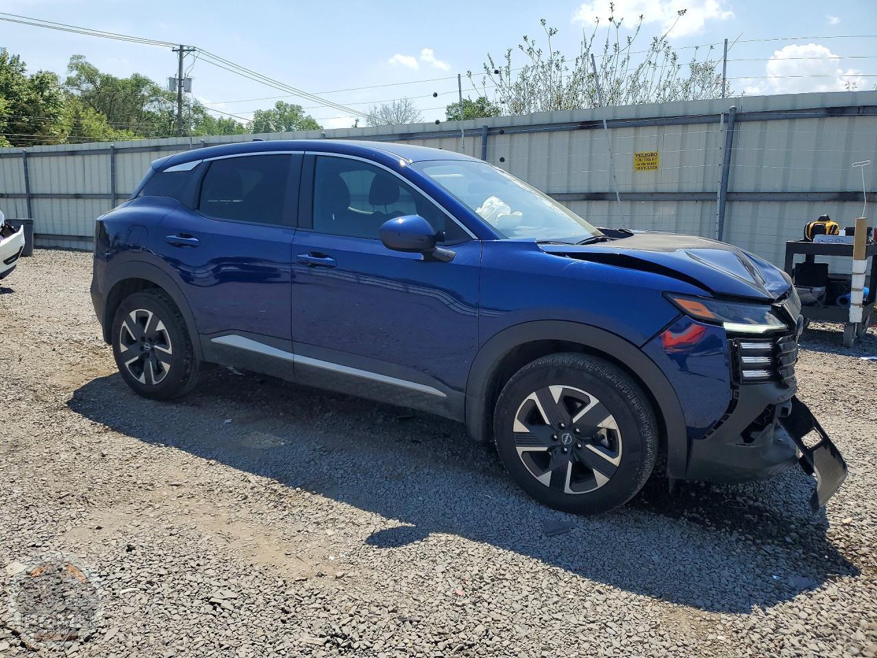 2025 NISSAN KICKS — фото 4