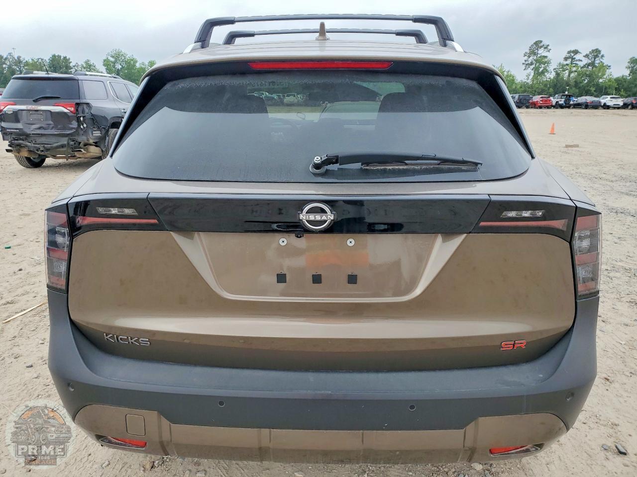 2025 NISSAN KICKS — фото 12