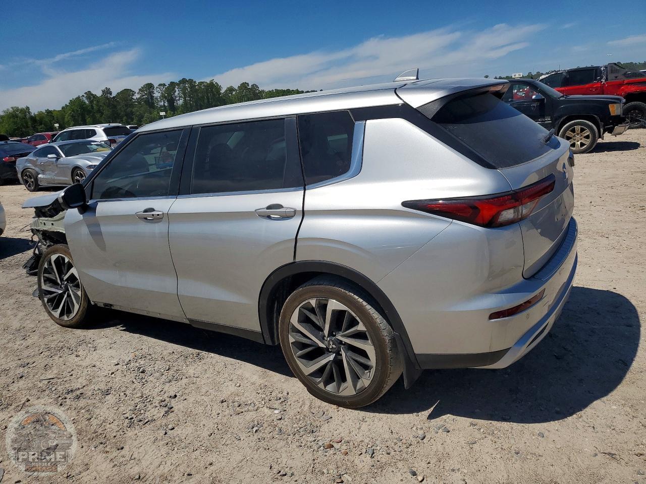 2022 MITSUBISHI OUTLANDER — фото 2