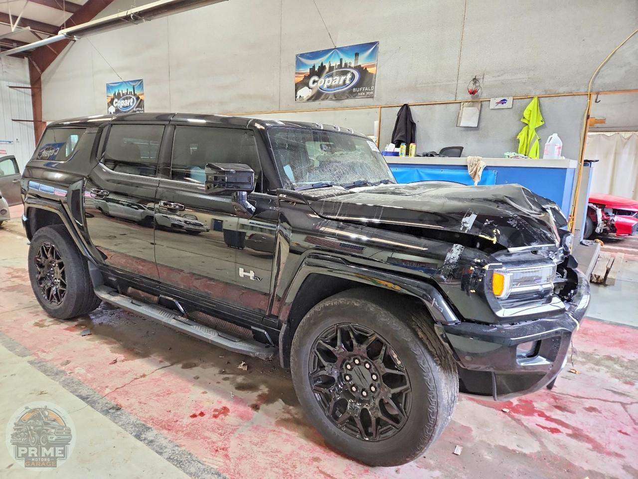 2024 GMC HUMMER — фото 8