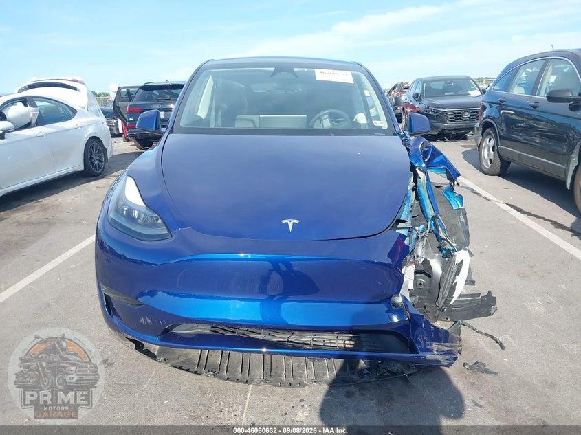 2024 TESLA MODEL Y LONG RANGE SINGLE MOTOR REAR-WHEEL DRIVE/RWD — фото 11
