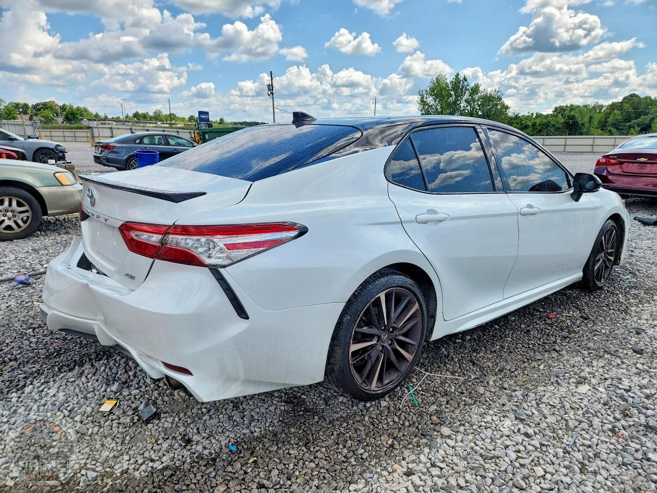 2020 TOYOTA CAMRY — фото 3