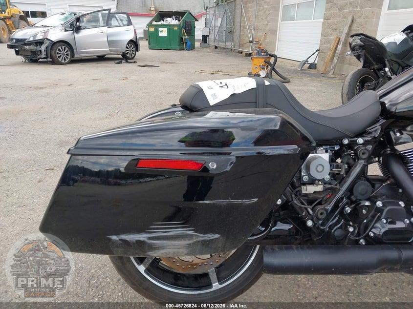 2026 HARLEY-DAVIDSON FLTRX (ROAD GLIDE, ROAD GLIDE CUSTOM) — фото 16