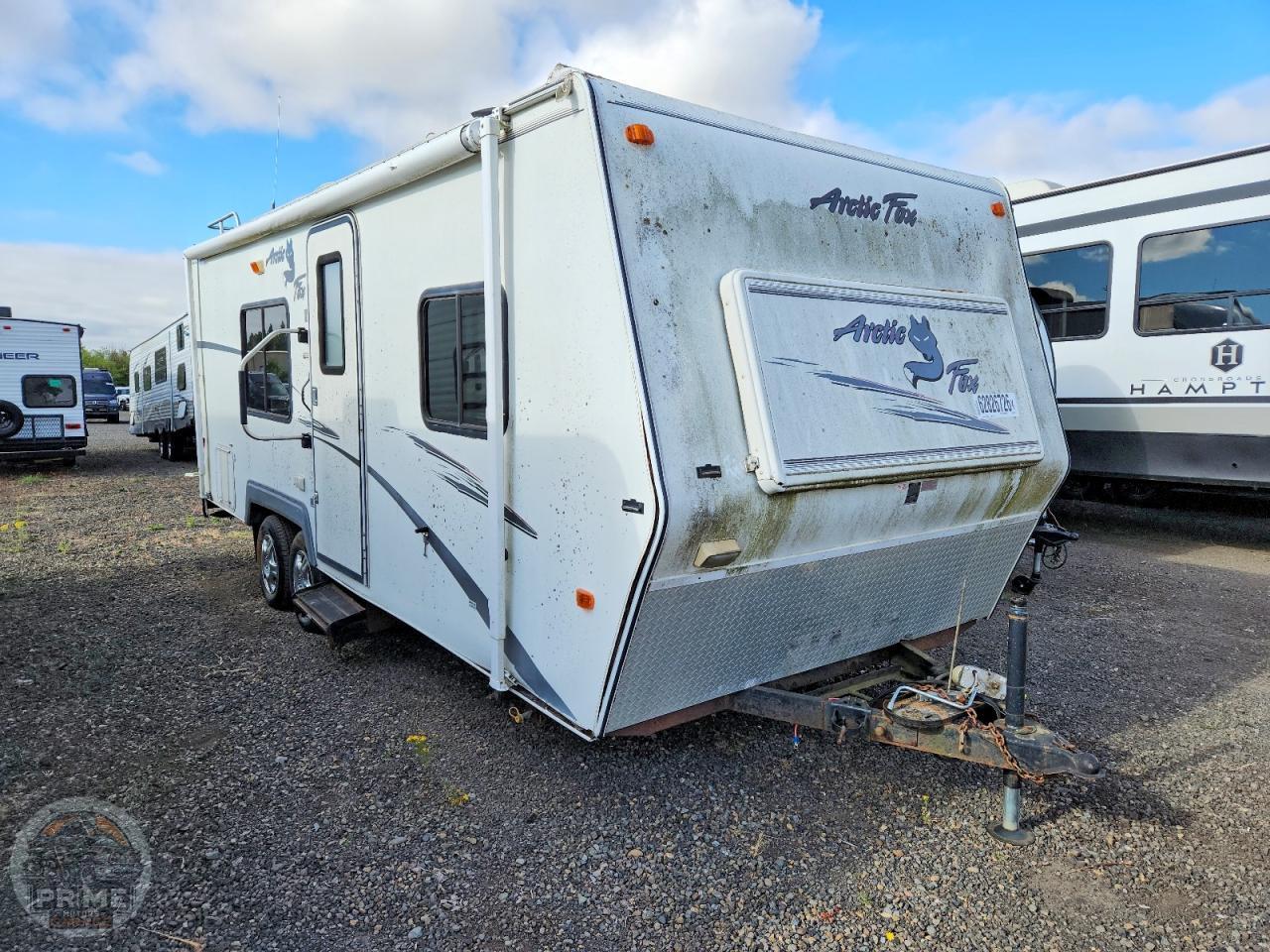 2004 ARCTIC FOX TRAILERS — фото 2