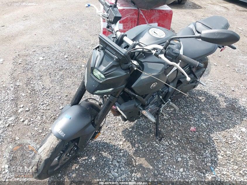 2026 YAMAHA MTN690 — фото 1