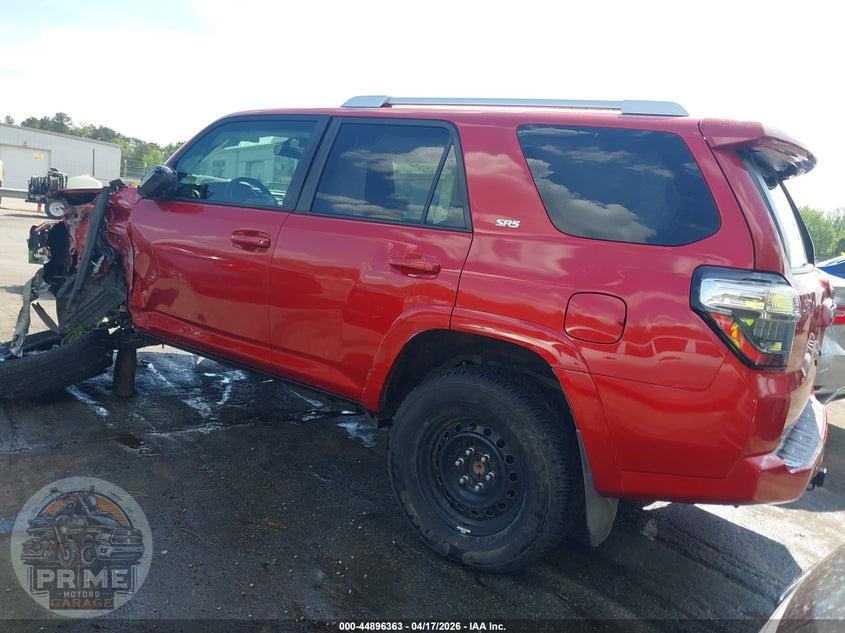 2018 TOYOTA 4RUNNER SR5 — фото 3